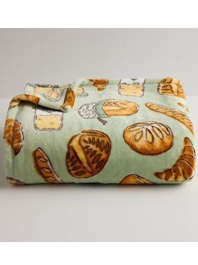 The Big One Bread and Butter Print 5ft x 6ft Supersoft Oversized Plush Throw
